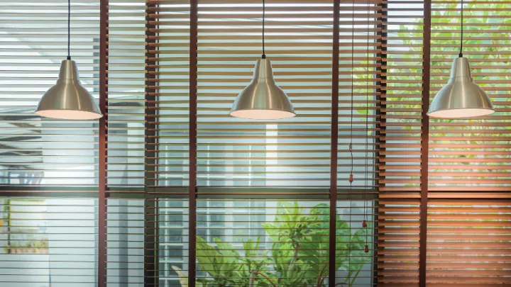 Venetian blind